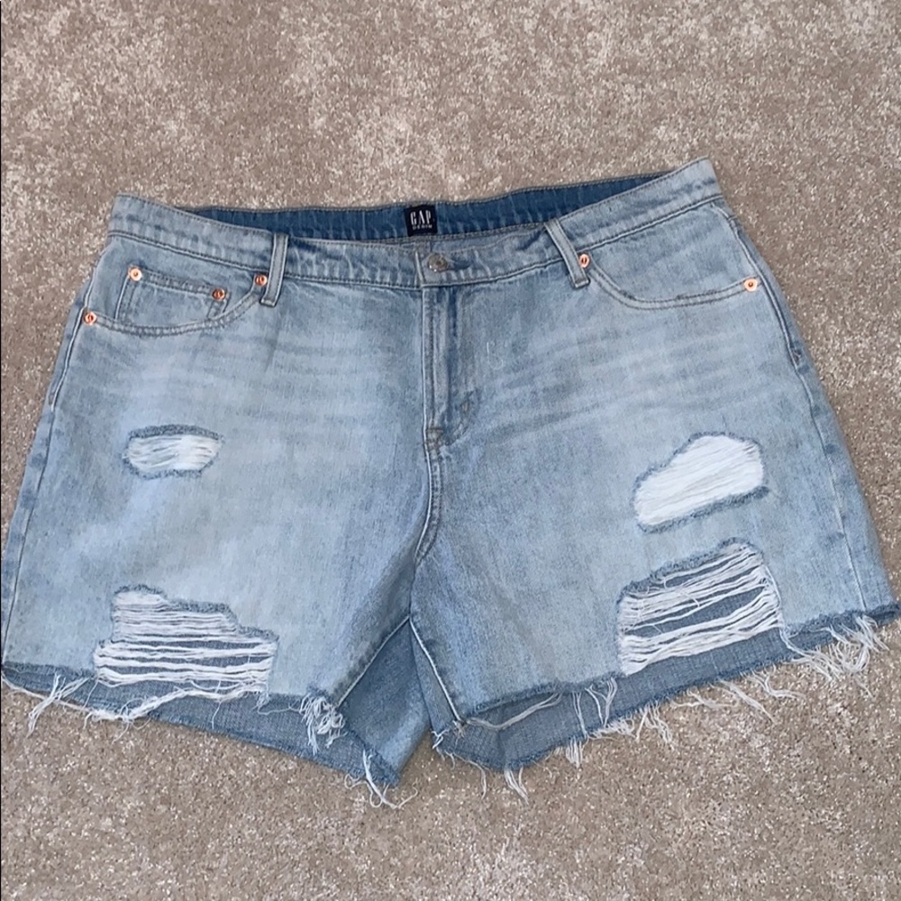 GAP 5 inch denim shorts